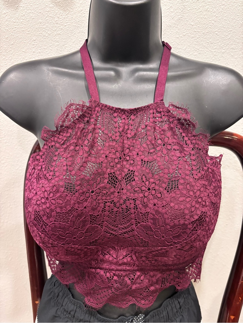 Victoria's Secret Burgundy Lace Halter Bralette size(MD-DD)